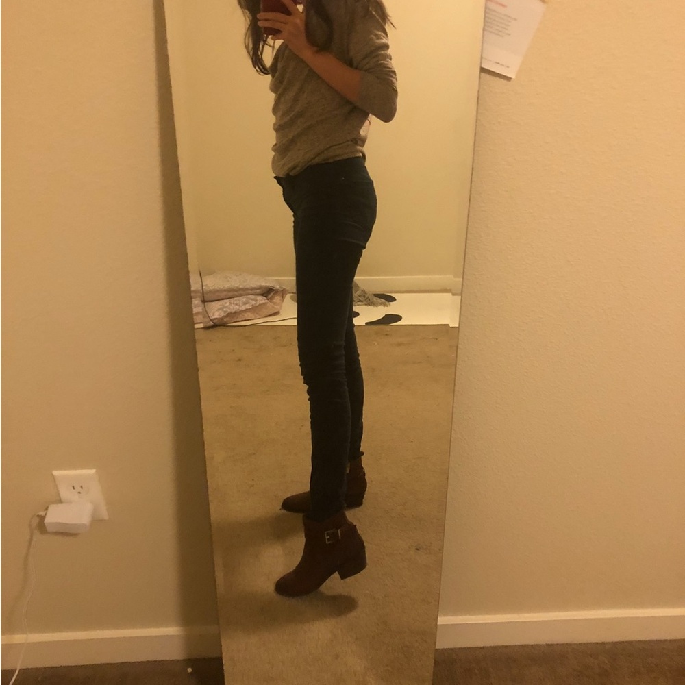 Vince Camuto Leather Boots 🥾 - Picture 3 of 5